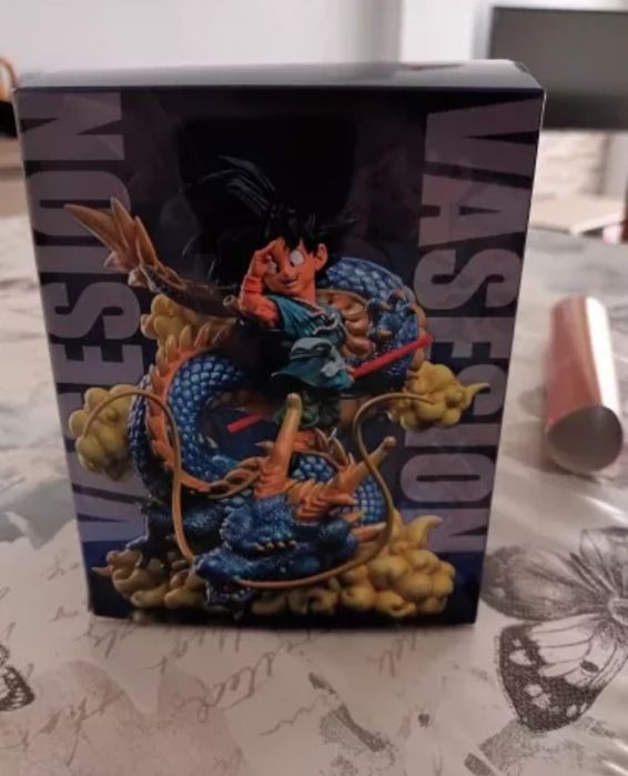 Figura Dragon Ball ( Goku + Dragão)