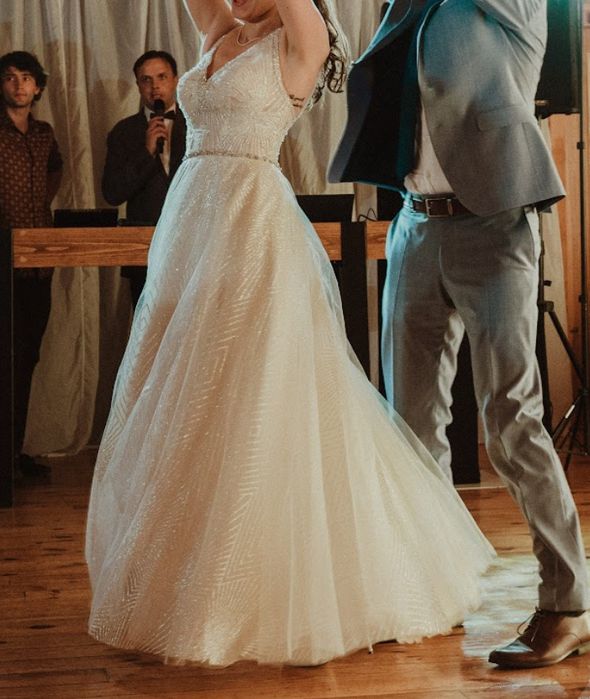 Suknia ślubna z koralikami cekinami tiul M/38