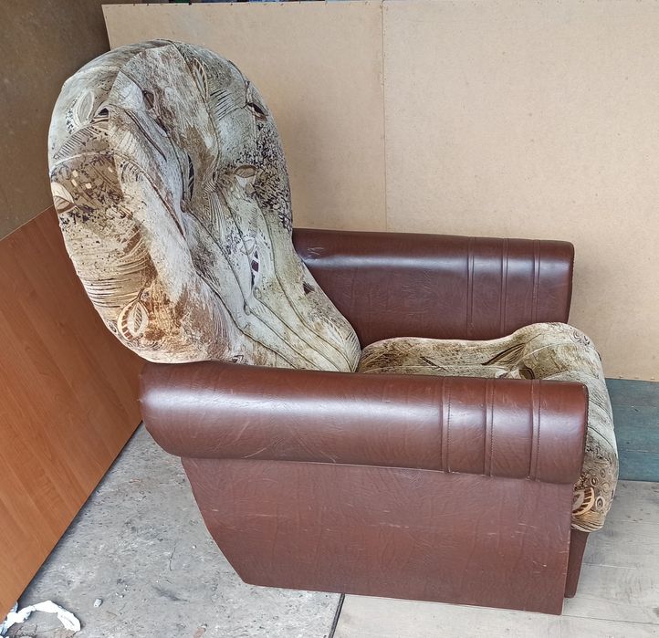 Крісло м'яке б/у