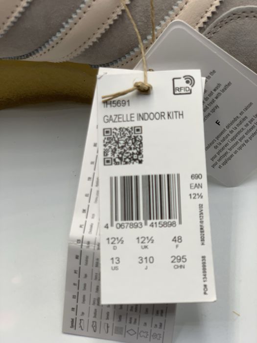 Gazelle Indoor Molecule IH5691 Kith, Clarks, adidas originals