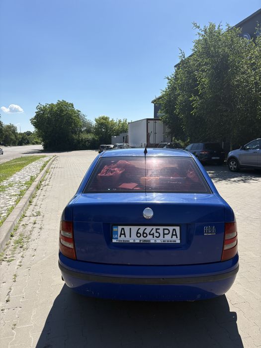 Продам шкода фабія 1.4 газ бензин