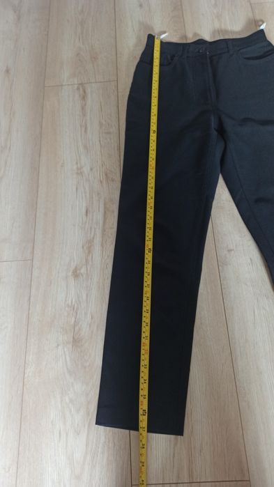 Czarne eleganckie spodnie rozmiar XS