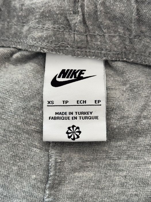 Dresy Nike XS spodnie dresowe damskie haft szare nowa kolekcja