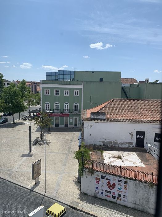 CASA ABERTA Apartamento T1, renovado, disponível de imediato