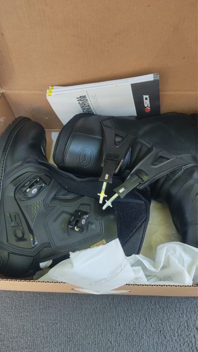 Botas SIDI mid adventure 2 gore - tex black