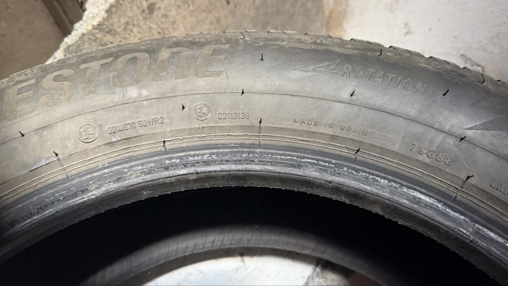 Шини 215/65 R17 Bridgestone 5.5мм  зима