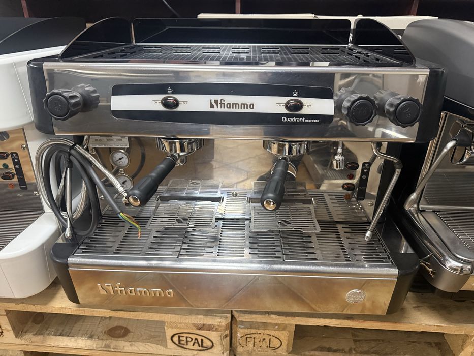 Maquina de café industrial 1 grupo Muito Muito Nova  Instalação e Garantia