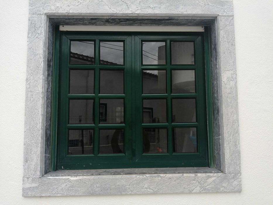 Janelas usadas em alumínio