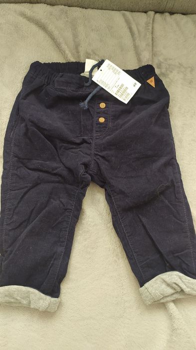 Nowe ocieplane spodnie sztruksowe firmy H&M 86