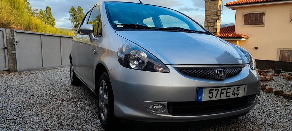 144.000 Reais Honda Jazz Fase 2   1.25 IUC e INSP acabados de fazer