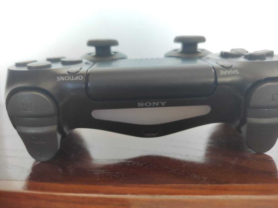 Comando ps4 Original em Excelentes Condições