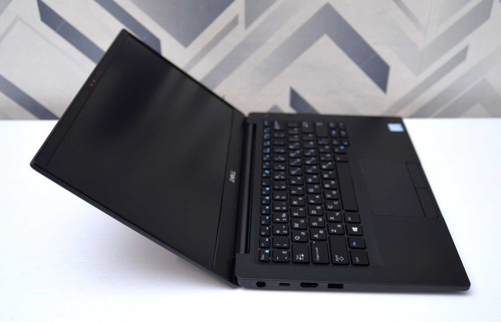 Dell latitude 7390/ i5-8350U/ 8/16 RAM/ 256/512 SSD/ 13.3 FHD/ Ноутюук