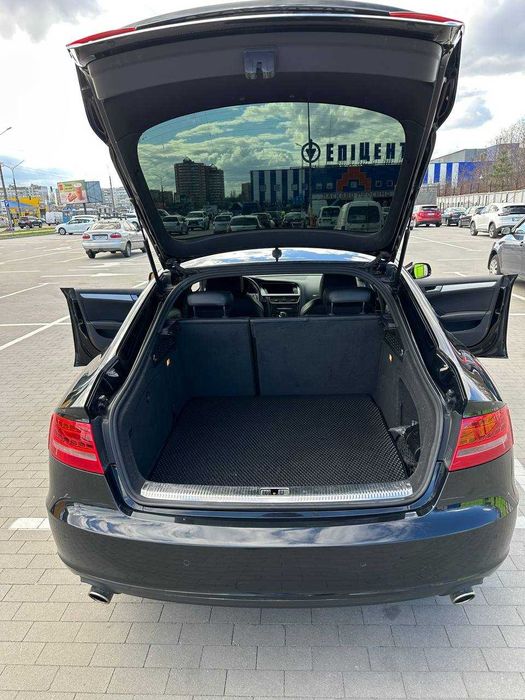 продам Audi A5 Sline