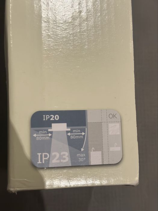 Врізний (точковий) світильник Philips Massive