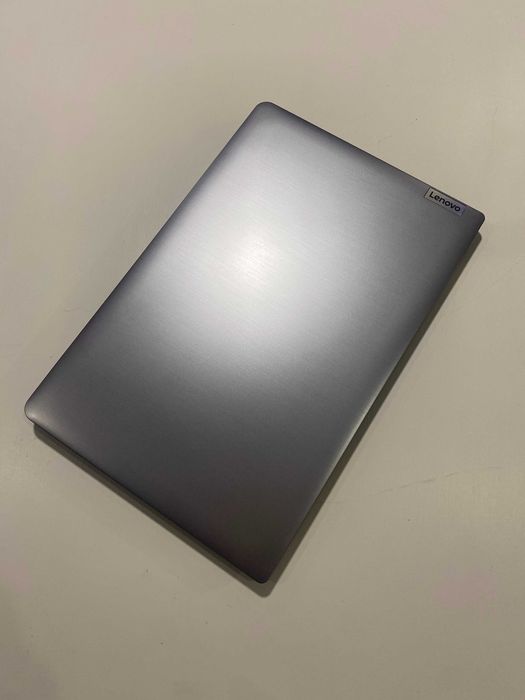 Computador Portátil LENOVO IdeaPad 3
