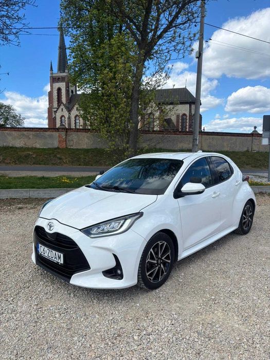 Sprzedam Toyotę YARIS PREMIUM