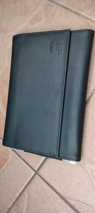 Etui na dokumenty Toyota