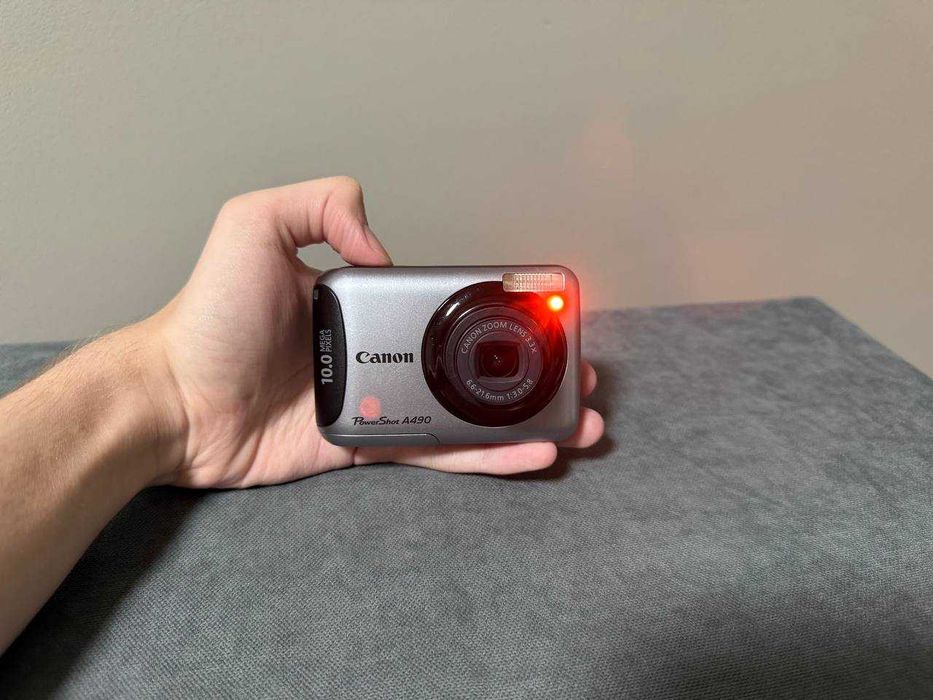 Canon PowerShot A490 Вінтажний Цифровий Фотоапарат Мильниця y2k