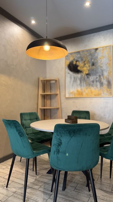 ПРОДАЖ  в самому центрі міста  (бульвар Шевченка, 8)