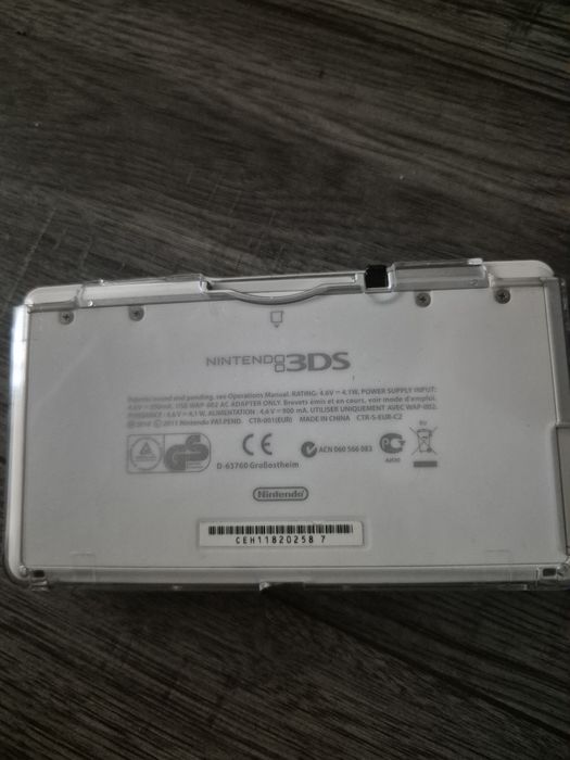 Nintendo 3DS White
