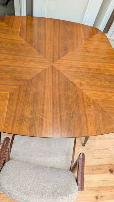 Mesa de jantar AREA em nogueira | Walnut dining table