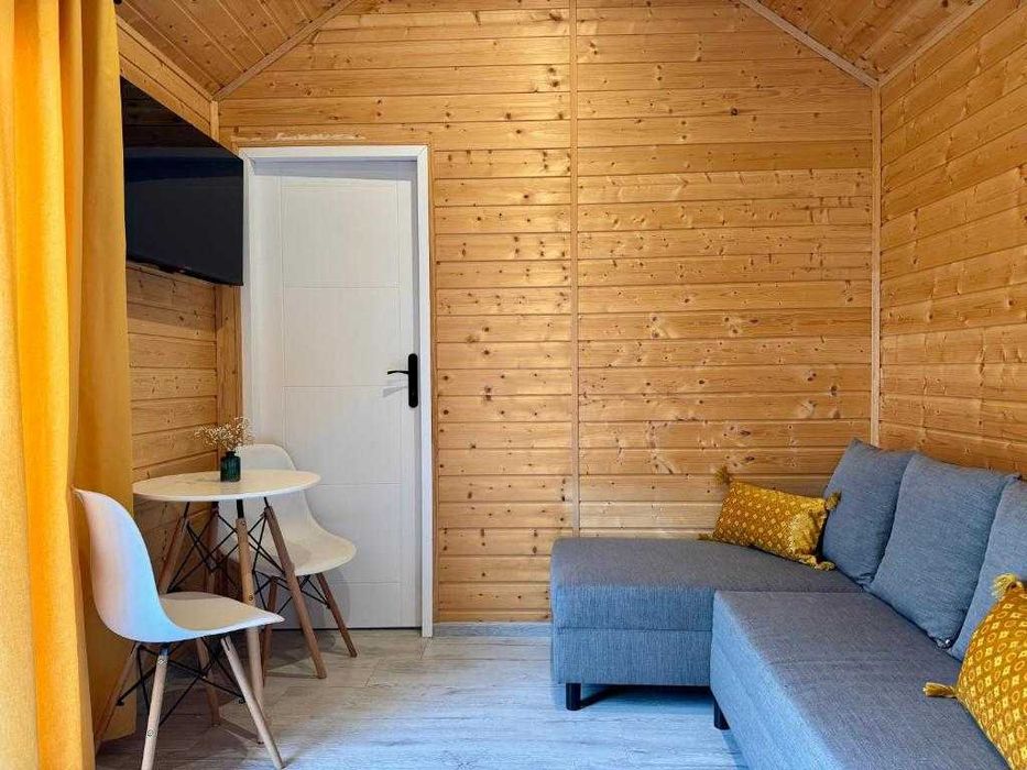 Domki Piotrowice – 5 min do Energylandii, sauna & jacuzzi!