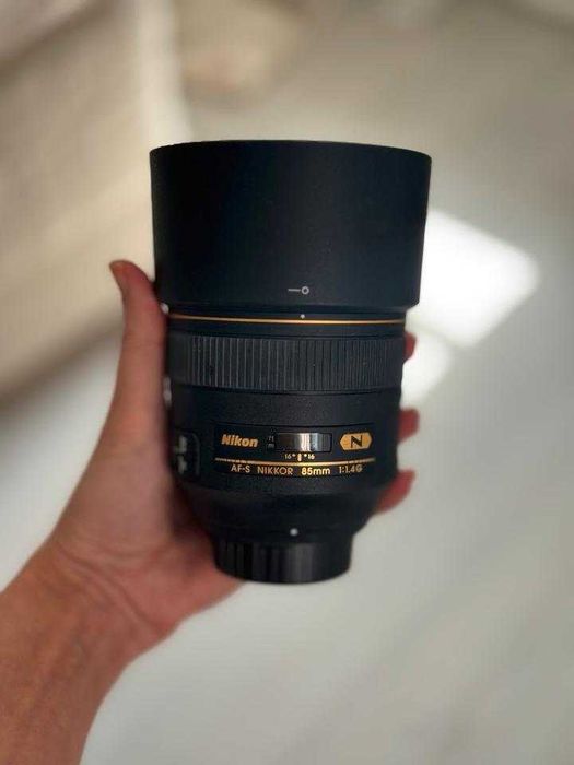 Nikon AF-S NIKKOR 85 mm f/1.4G.