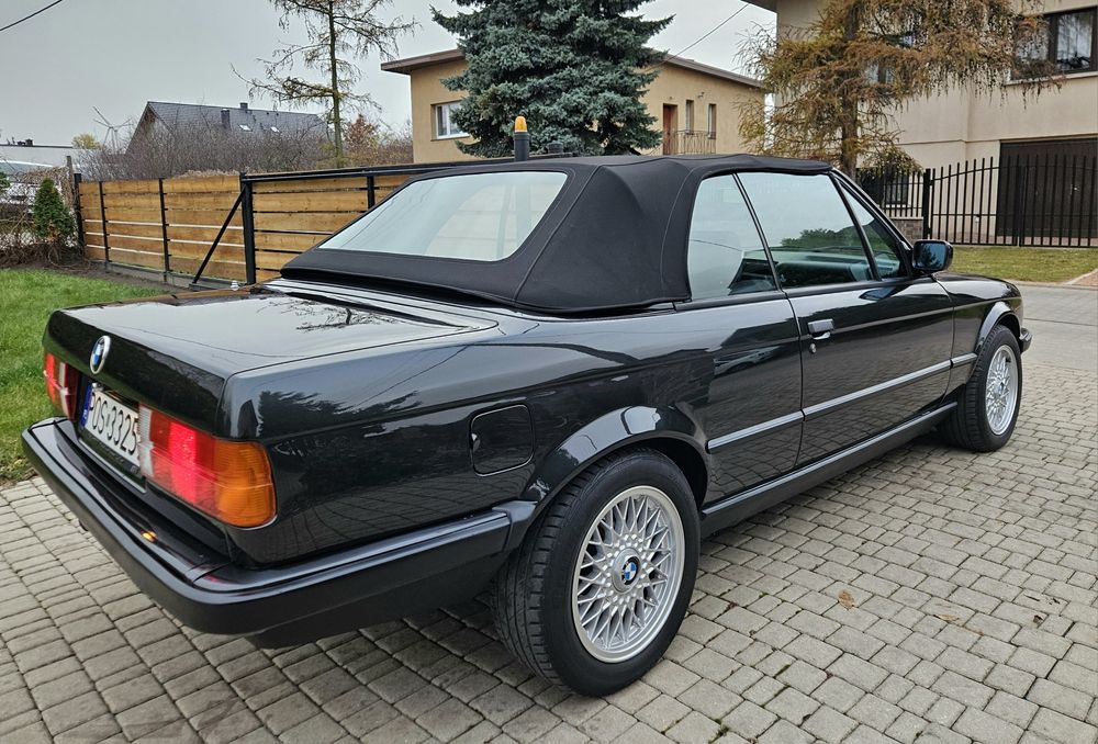 BMW E30 Cabrio 325i z Klimatyzacją