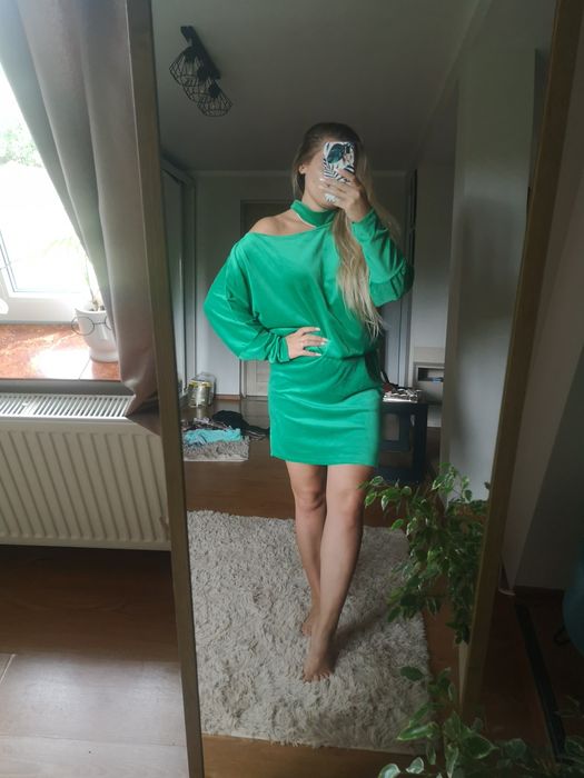 Sukienka welurowa na jedno ramię uni