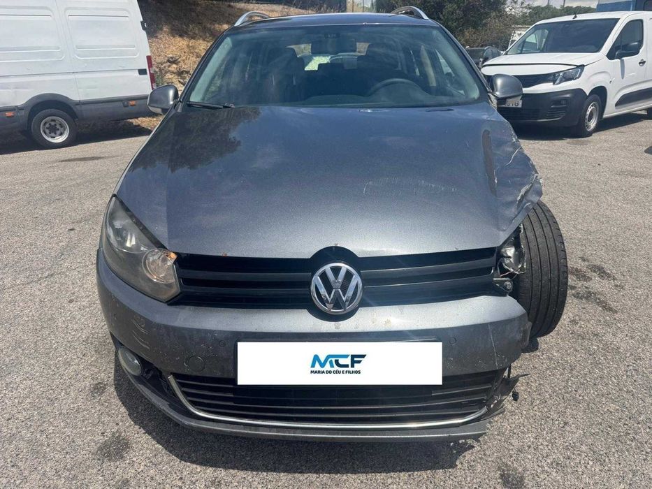 VOLKSWAGEN Golf VI Variant 1.6 TDI de 2012 Salvado