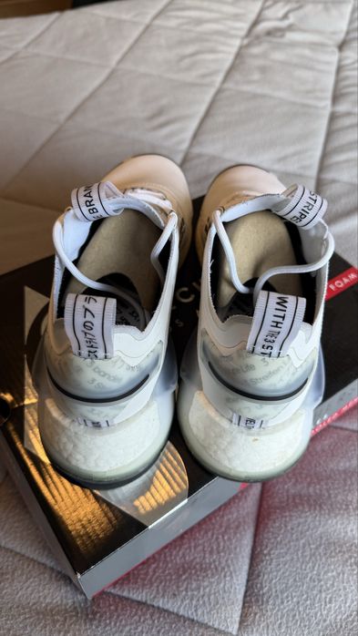 Tenis Adidas NMD edição especial 43
