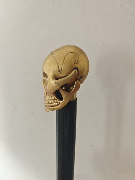 Bengala com uma caveira