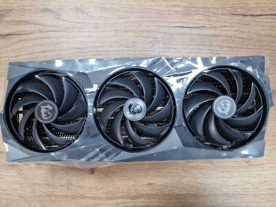 Система охолодження RTX 4090 | ASUS (Strix / TUF) | MSI (Trio/Suprim) | Gigabyte