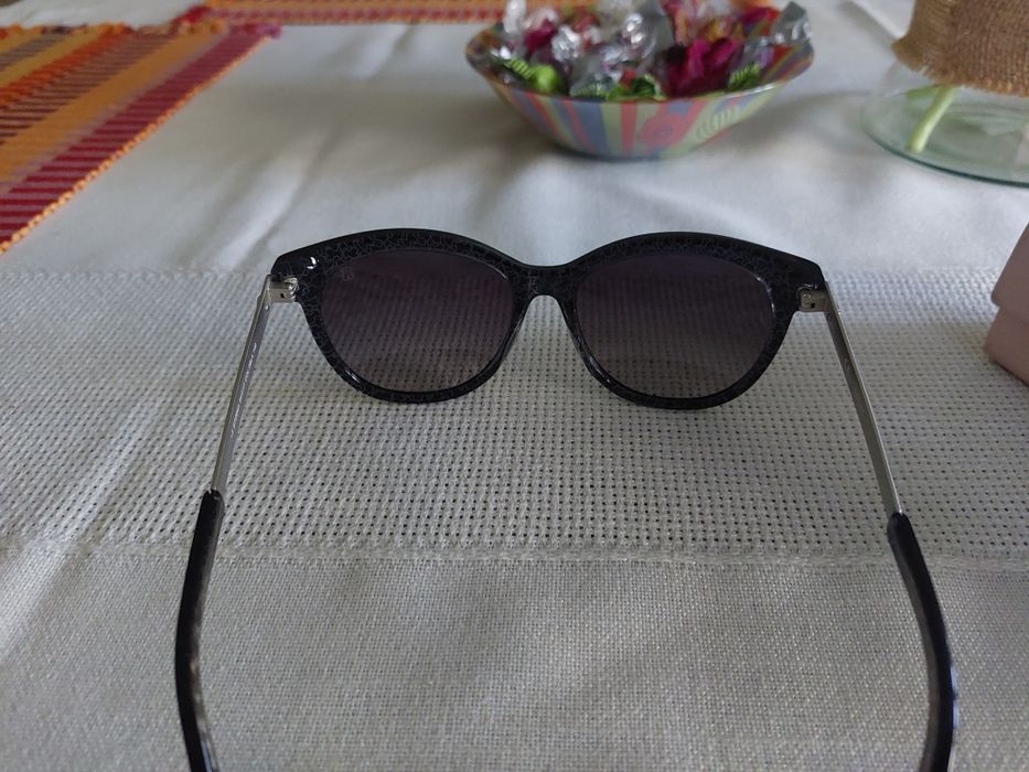 Oryginalne okulary przeciwsłoneczne  Tous