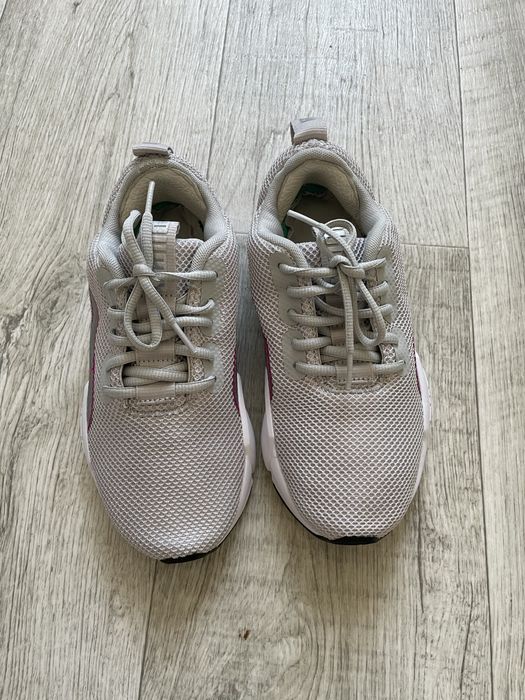 Жіночі кросівки Puma