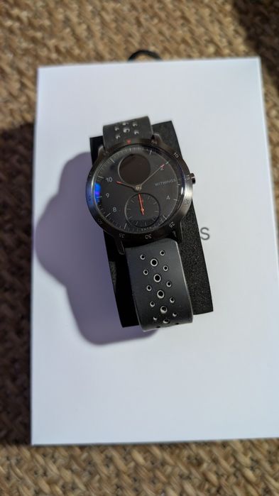 Withings Steel HR – Smartwatch Híbrido (Elegante e Autonomia 25 dias)