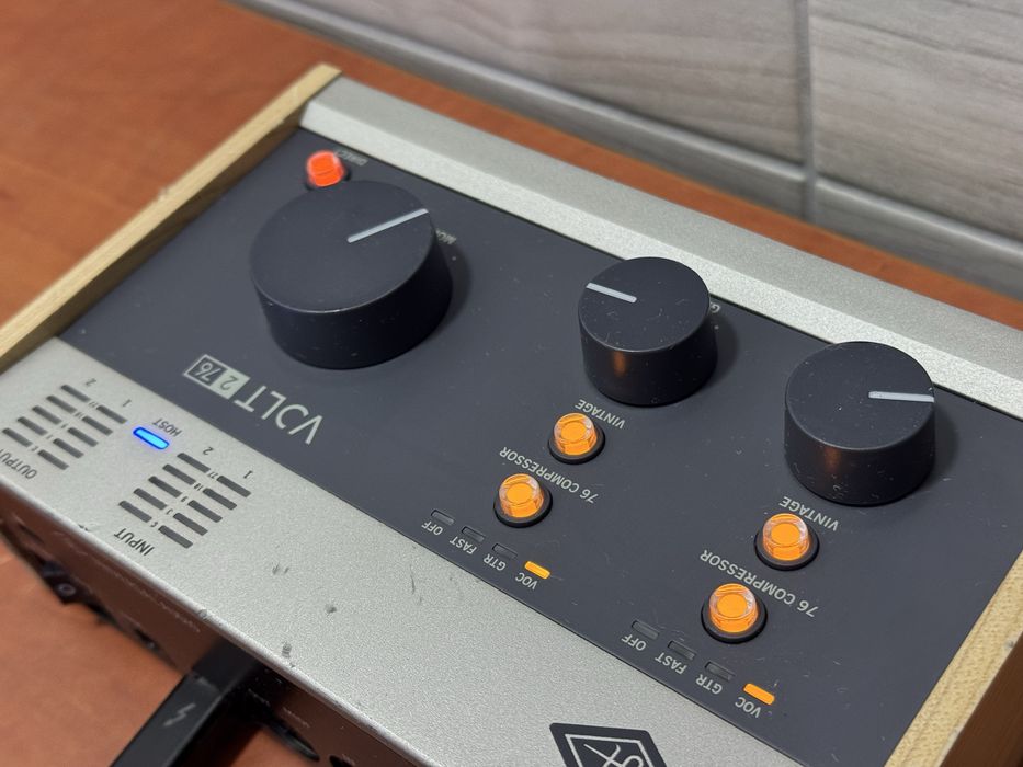 Uad universal audio 276 okazja 2 76 karta dzwiekowa interfejs