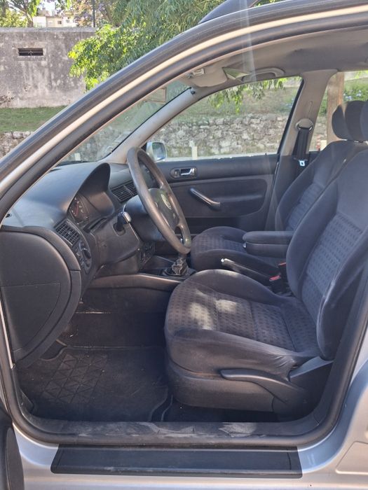 Vw Golf 1.4i-16v Variant 5p+AC 2001