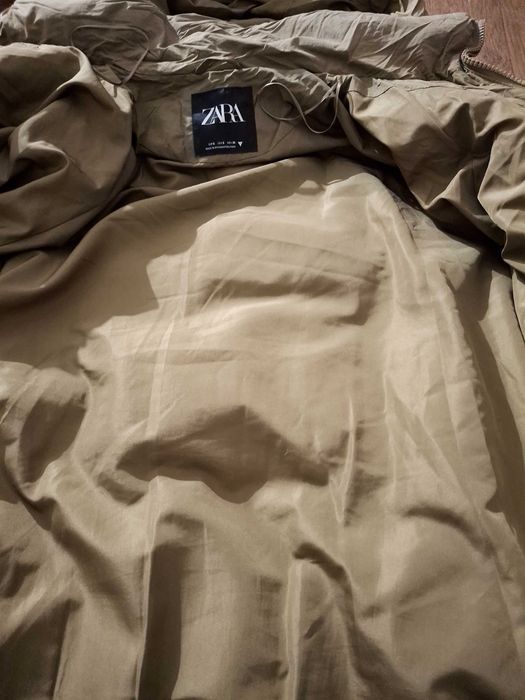 Продам пуховик Zara,в хорошому стані