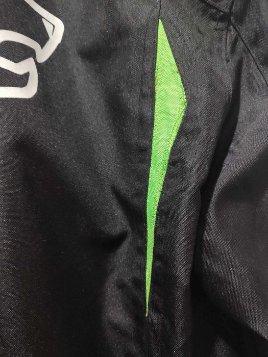 Casaco motard XL ideal para quem veste L