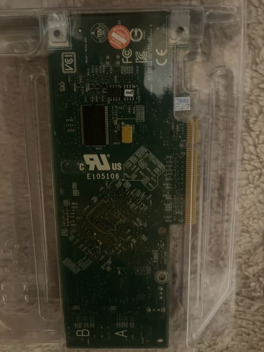 контроллер Dell PERC H200 (DP/N 0HV52W).