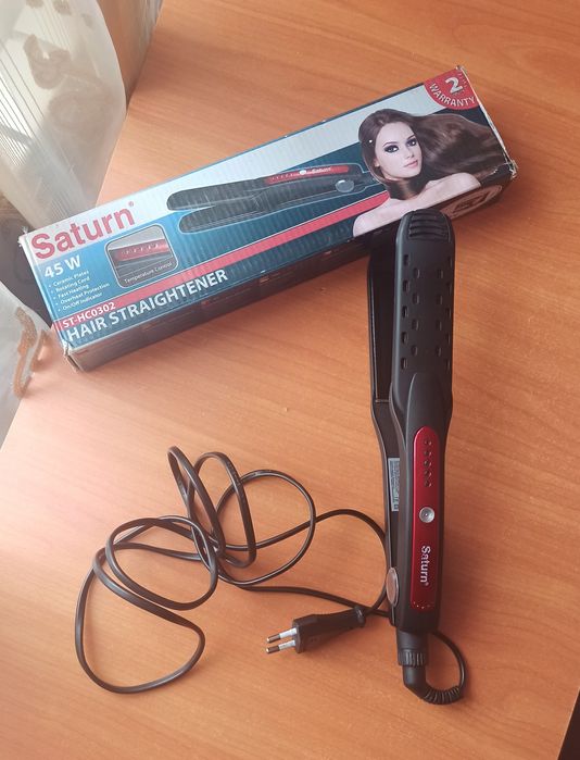 Плойка Saturn выравниватель