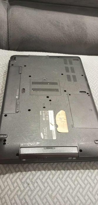 laptop Samsung r719 . Sprawny