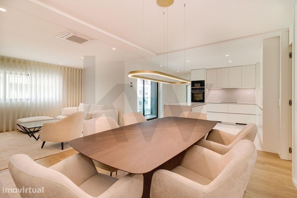 Apartamento T3 Premium, Edificio Varino 04 | Viva no Coração da Capita
