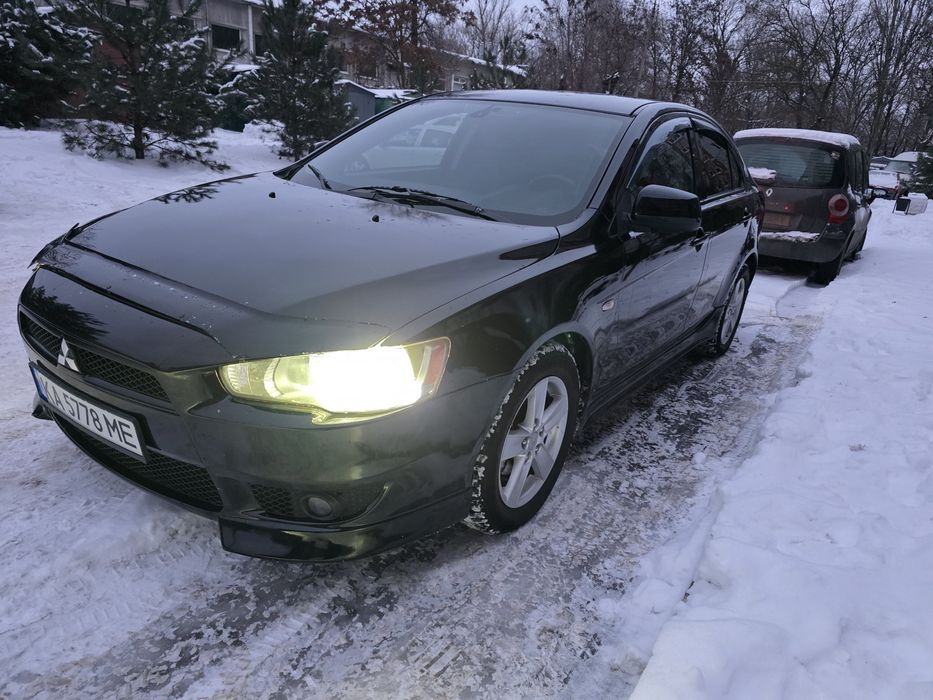 Ланцер 10. 2008год.1,8гбо Автомат