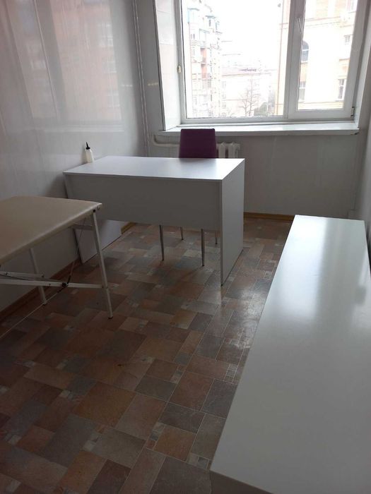 Волошская метро Тараса Шевченко ,сдам кабинет в медцентре 12000 грн