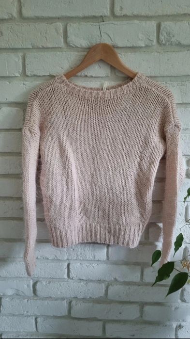 Swetr z cekinami