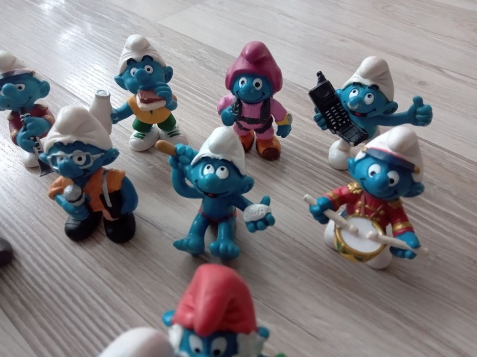 Smerfy figurki zestaw 12 sztuk ładne