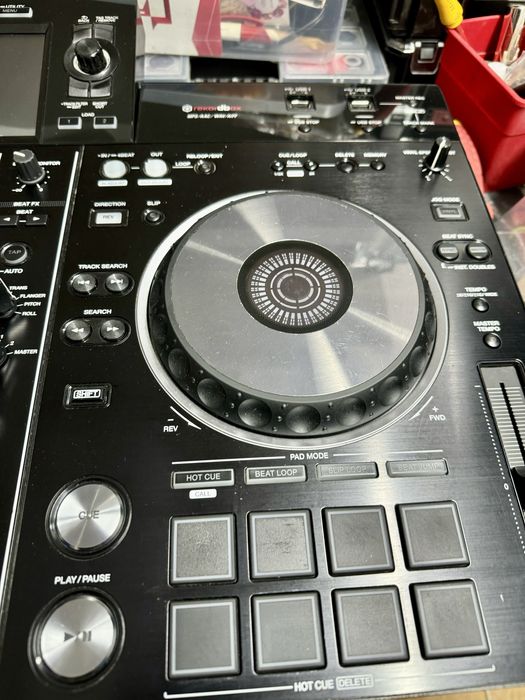 Pioneer RX2 kontroler DJ