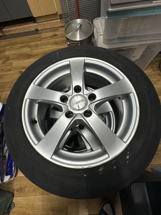 Opony z felgami Dezent 16” 205/55/16